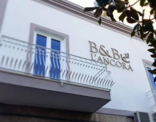 Гостиница L'Ancora B&b в Милаццо