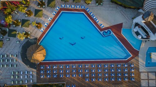 Гостиница Emelda Sun Club в Чамьюва