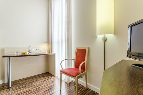 Гостиница Yit Ciudad de Zaragoza в Сарагосе