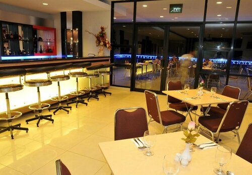 Гостиница Aston Ketapang City Hotel в Кетапанге