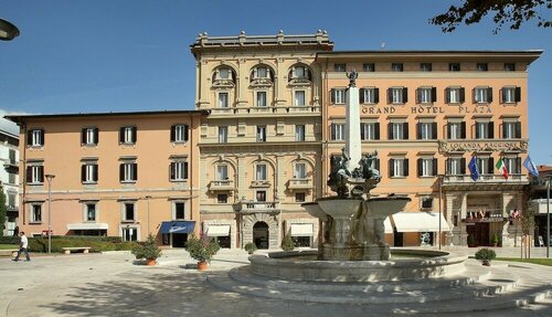 Гостиница Grand Hotel Plaza & Locanda Maggiore в Монтекатини-Терме