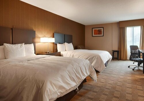 Гостиница The Garden Executive Hotel в Саут-Плейнфилд