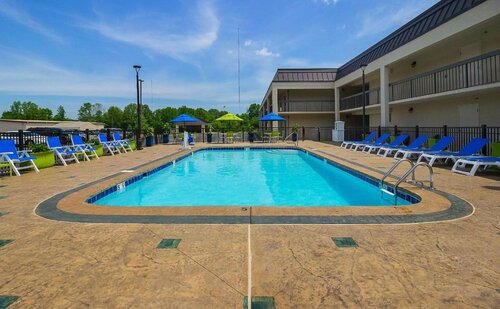Гостиница Quality Inn в Париже