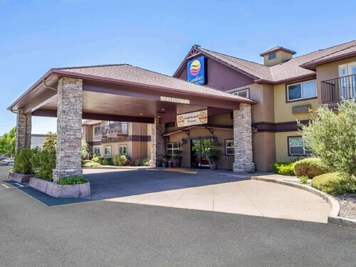 Гостиница Comfort Inn & Suites Ukiah Mendocino County в Юкайа