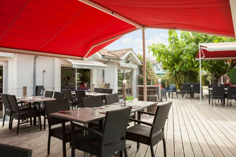 Фото The Originals City, Hôtel du Phare, Bordeaux Mérignac