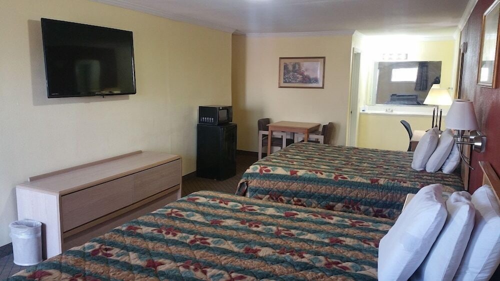 Фото Rodeway Inn