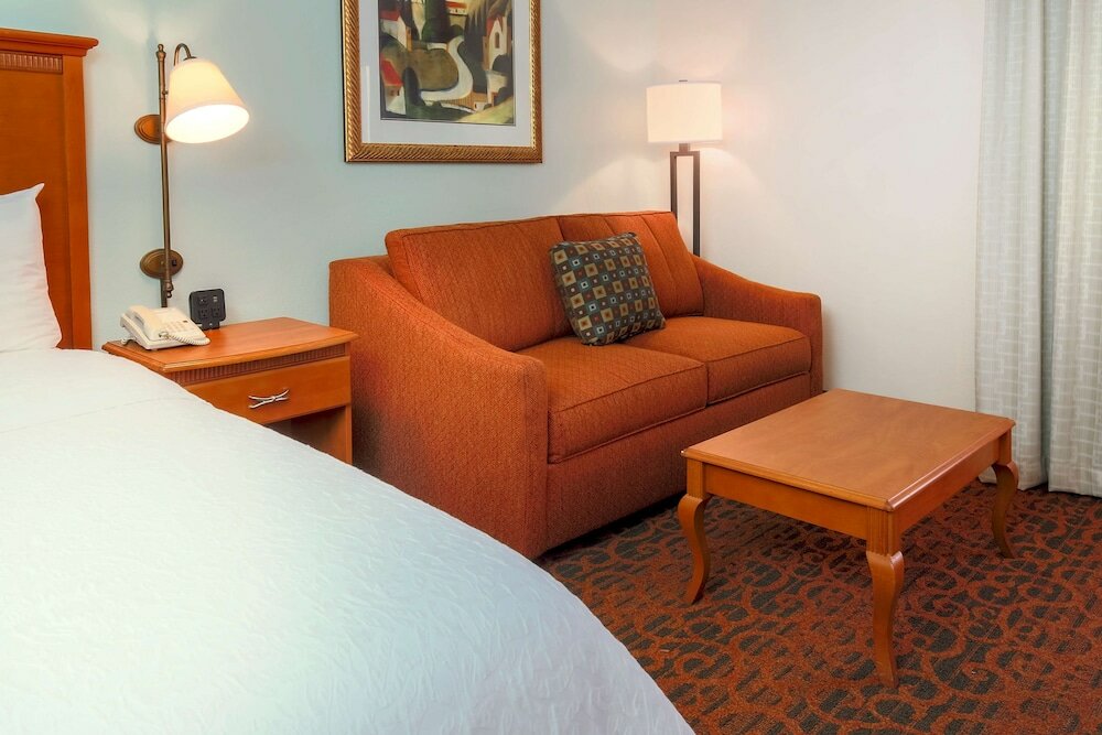 Фото Hampton Inn Laredo