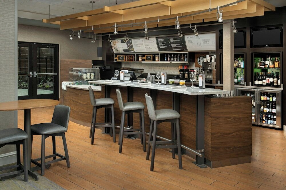 Фото Courtyard by Marriott Portland Tigard