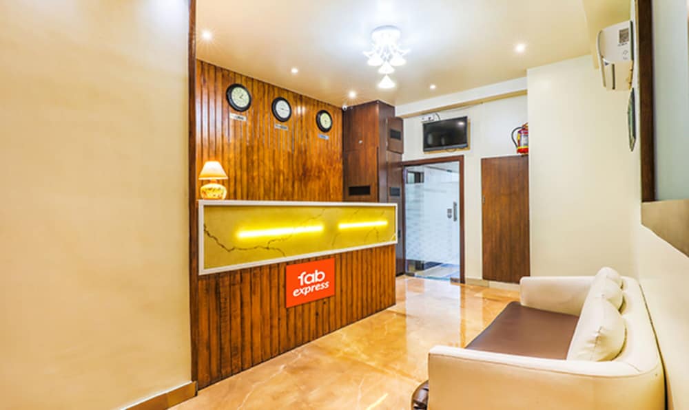 Фото FabHotel Liwa International