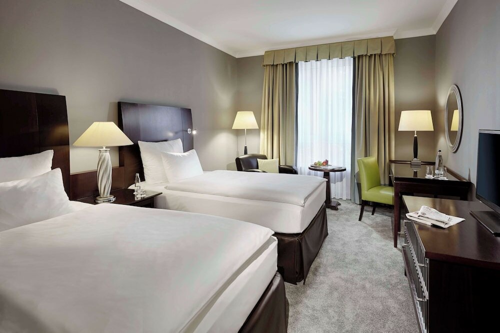 Фото Lindner Hotel City Plaza
