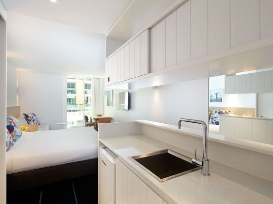 Фото Adina Apartment Hotel Bondi Beach Sydney