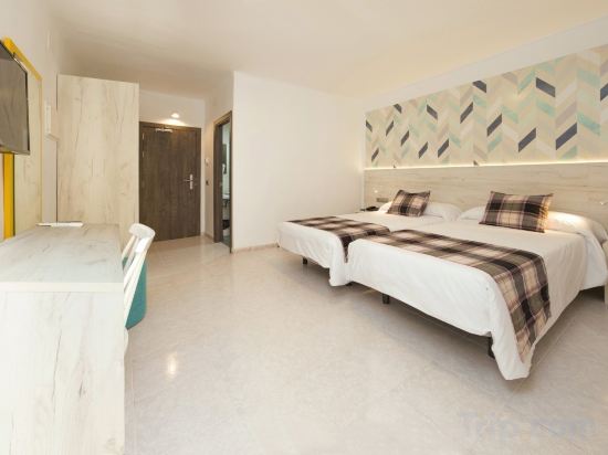 Фото Hotel Playasol Lei Ibiza - Adults Only