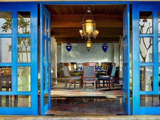 Фото Taj Club House