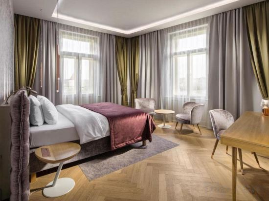 Фото Mamaison Hotel Riverside Prague