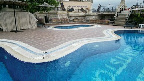 Гостиница Holiday Cave Hotel в Аксарае