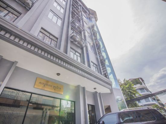 Фото New York Hotel