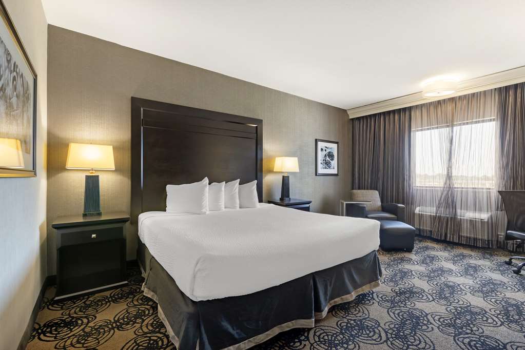 Фото Best Western Plus Midwest Inn