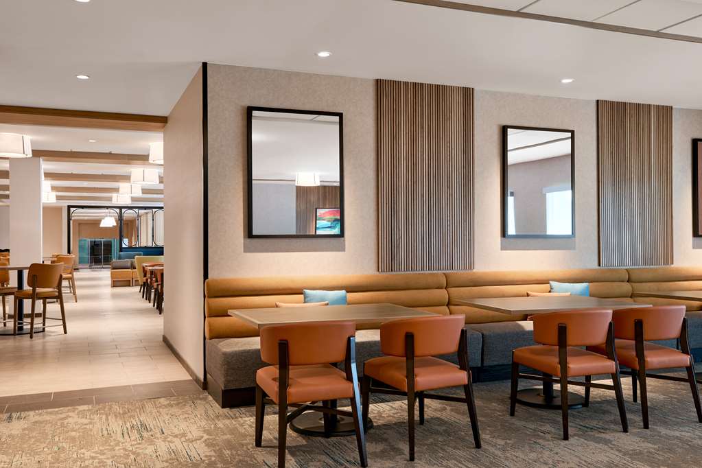 Фото Hilton Garden Inn LAX Los Angeles Airport