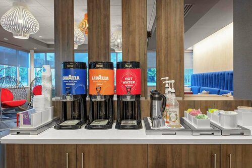 Гостиница Tru by Hilton Cleveland Midtown в Кливленде