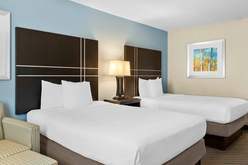Фото Best Western Newport Inn