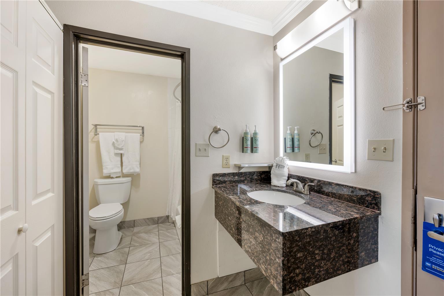 Фото Best Western Airport Albuquerque InnSuites Hotel & Suites