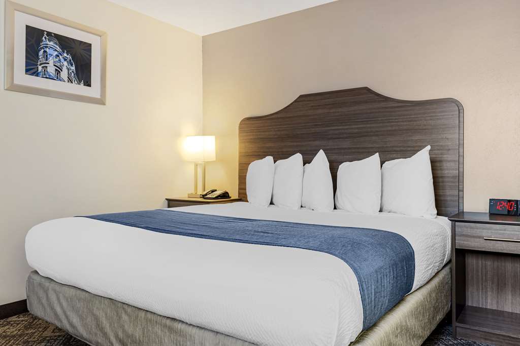 Фото Best Western Santee Lodge