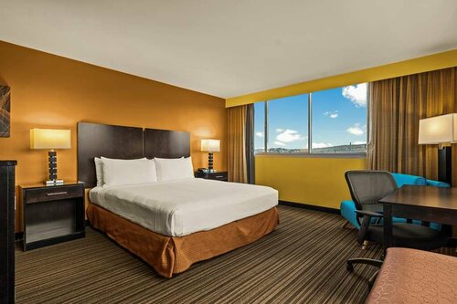 Гостиница Best Western The Plaza Hotel Honolulu Airport в Штате Гавайи