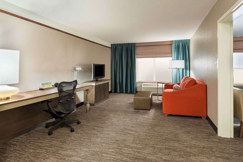 Фото Hilton Garden Inn Wilmington Mayfaire Town Center