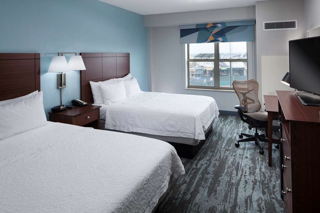 Фото Hampton Inn & Suites Oklahoma City-Bricktown