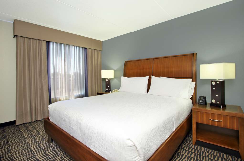 Фото Hilton Garden Inn Austin Nw/Arboretum
