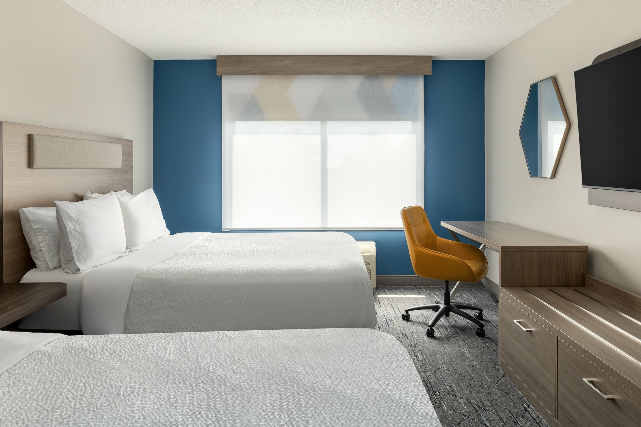 Фото Holiday Inn Express & Suites Brockville