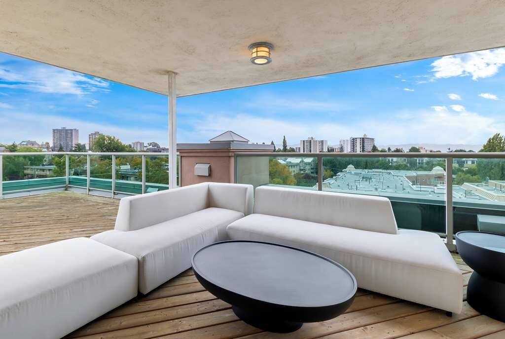 Фото Best Western Plus Inner Harbour - Victoria Hotels