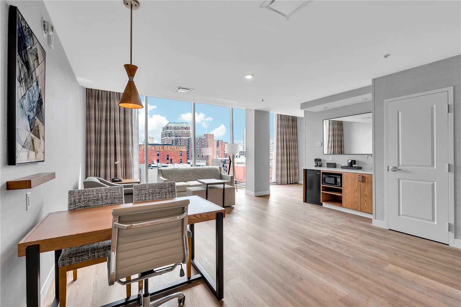 Фото Embassy Suites Buffalo