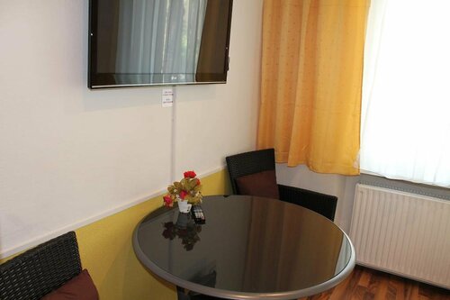 Гостиница Pension Central в Цирндорфе