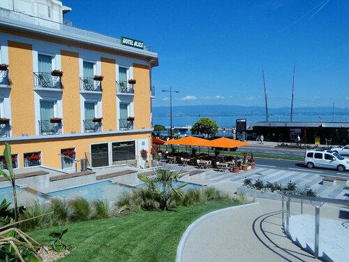Гостиница Hotel Alizé The Originals Boutique в Эвиан-ле-Бене
