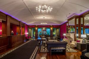 Гостиница Castletroy Park Hotel Suites