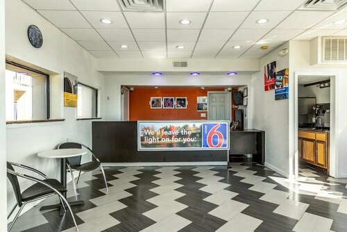 Гостиница Motel 6 Elizabeth, Nj - Newark Liberty Intl Airport в Нью-Йорке