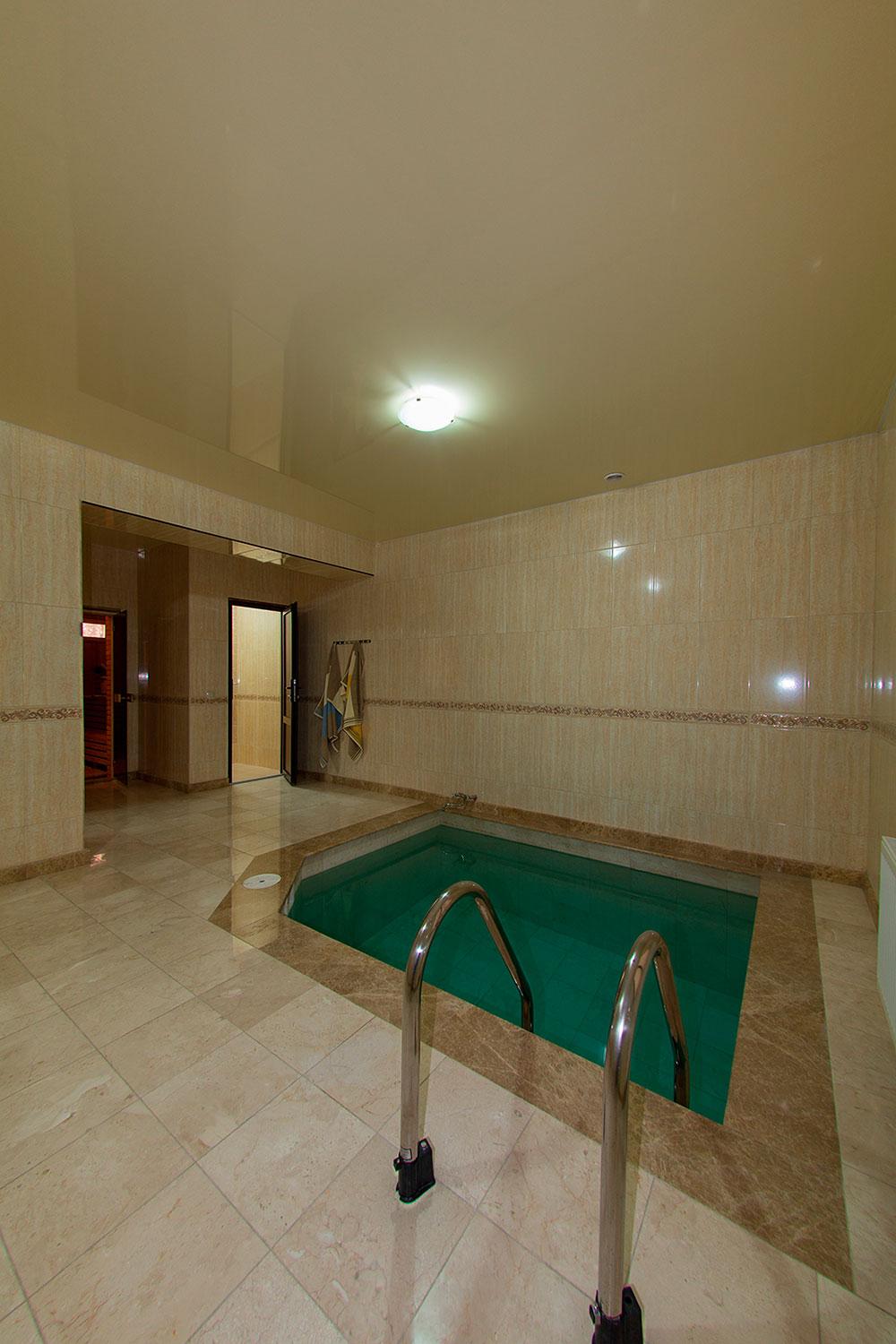 Фото Кристалл 139