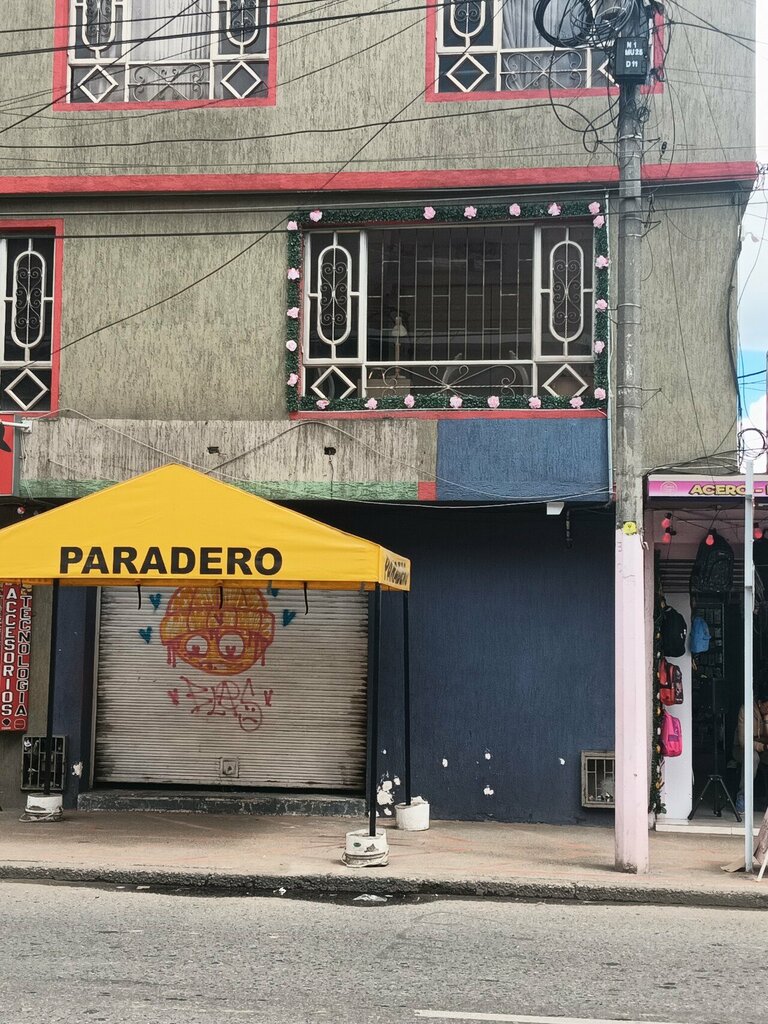 City telephone network Wom Tejar Express, Bogota, photo