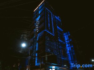 Гостиница Unique Regency Hotel