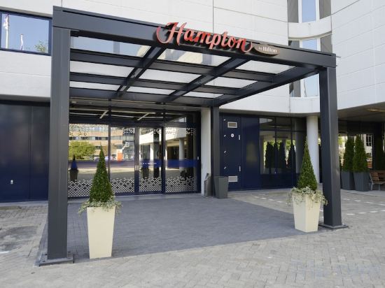 Фото Hampton by Hilton Amsterdam Airport Schiphol