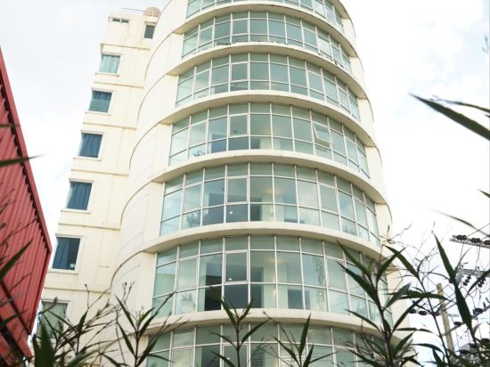 Фото The View Apartment