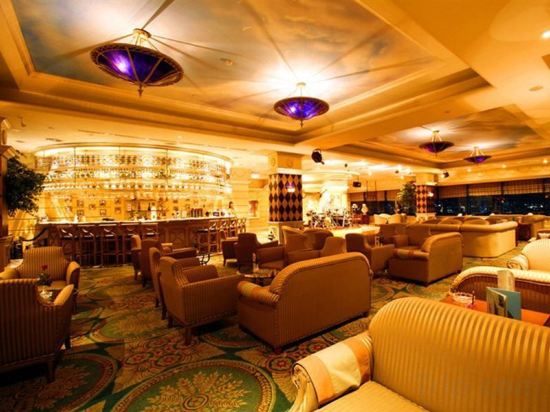 Фото Golden Tulip Sovereign Hotel