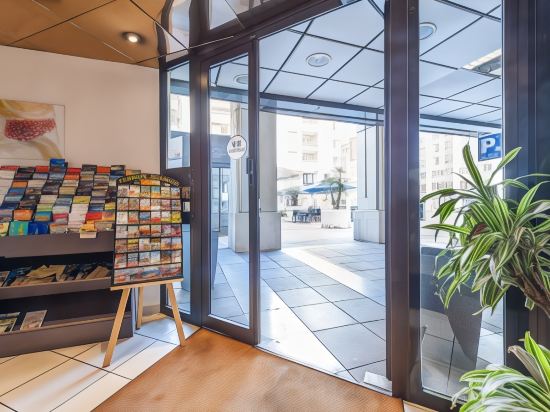 Фото Residhotel Marseille Grand Prado