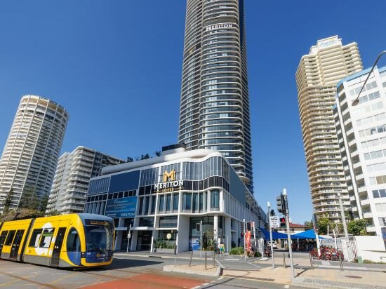 Фото Meriton Suites Surfers Paradise