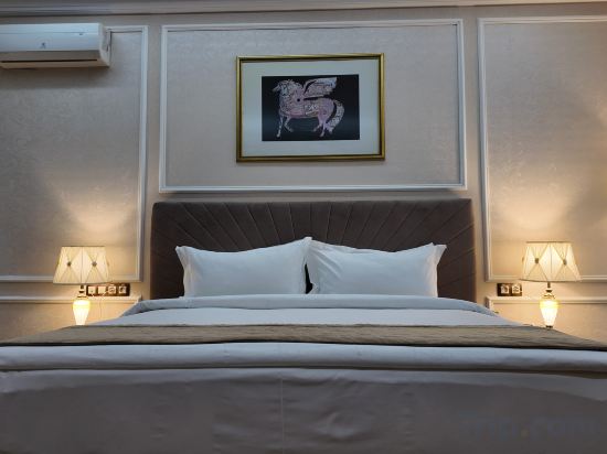 Фото Huayue Mansion Hotel