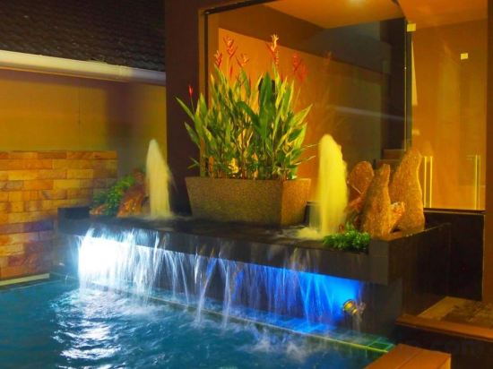 Фото West Key Kamala Apartment