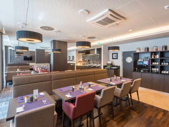 Фото Hilton Garden Inn Munich City West