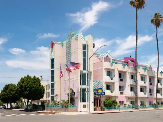Фото Days Inn by Wyndham Santa Monica/Los Angeles
