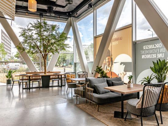 Фото Best Western M Treize Paris Asnieres